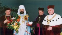 Presentation of honours to Vladyka Moses